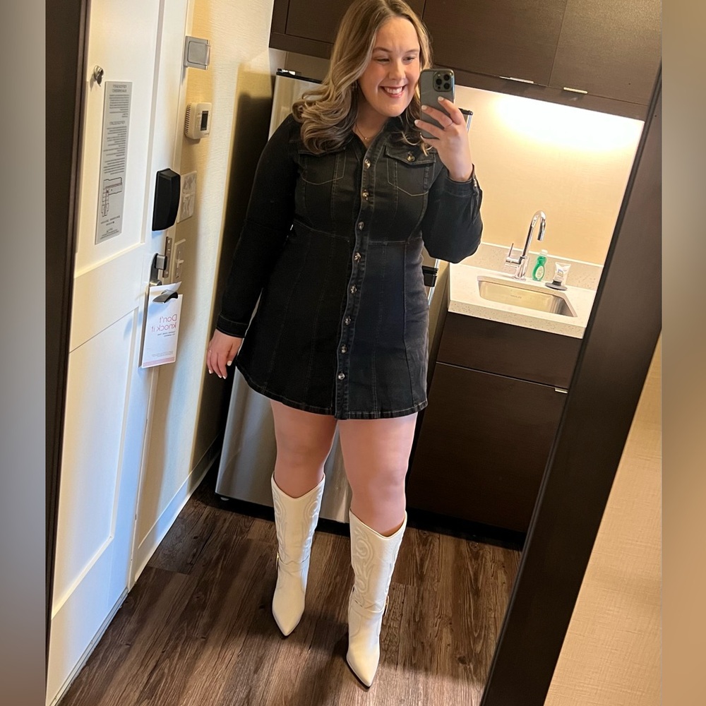 Vince Camuto Cream Leather Cowboy Boots - Picture 2 of 2